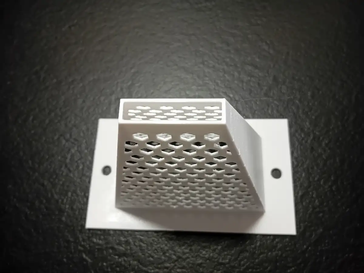 Cône piège à frelons